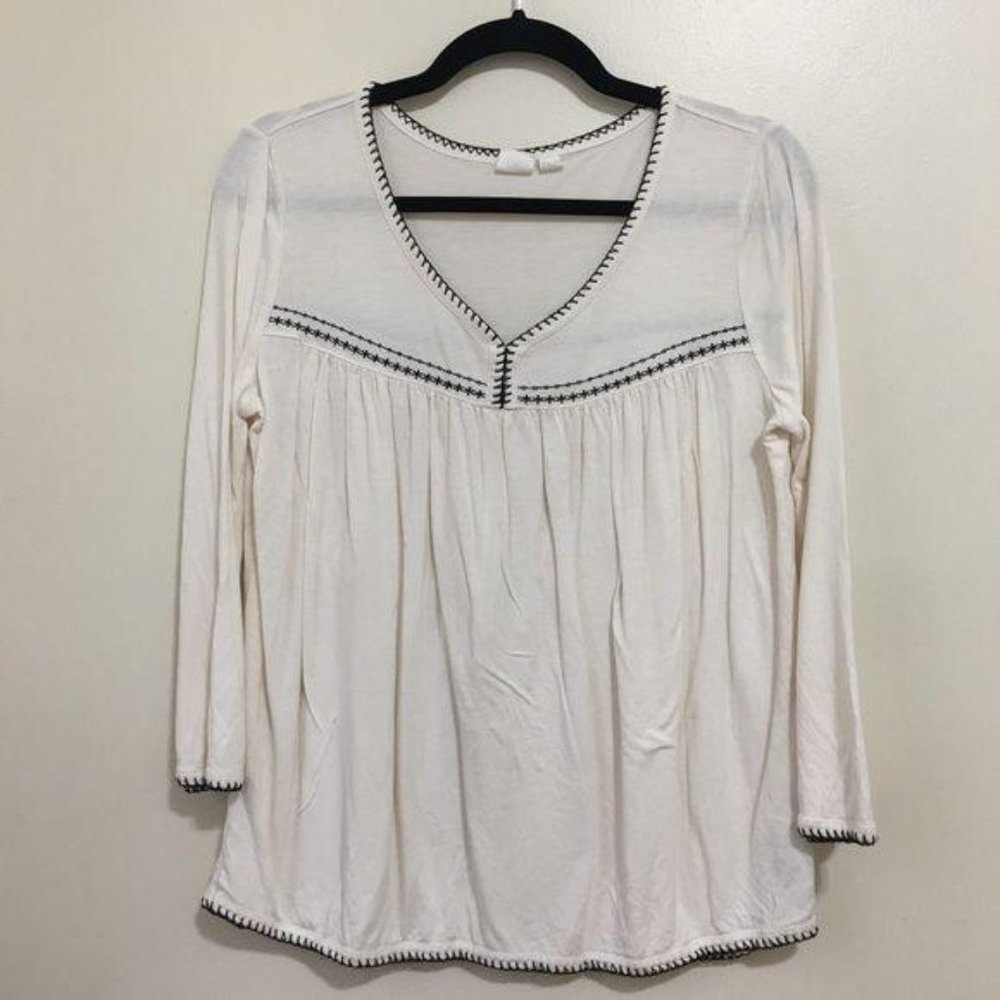 GAP embroidered pleated front top rayon AI15